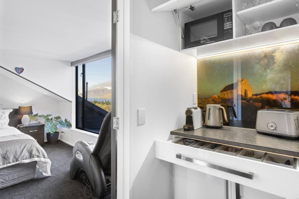 Awesome Studio - Amazing Mountain & Lake Views Distretto di Distretto di Queenstown Esterno foto