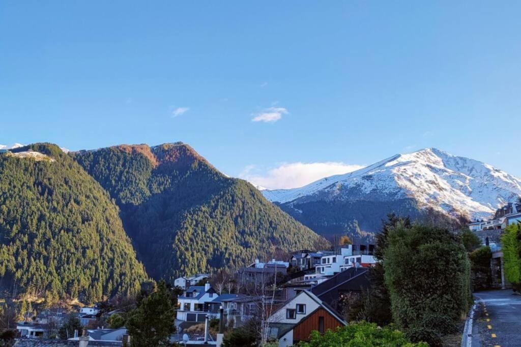 Awesome Studio - Amazing Mountain & Lake Views Distretto di Distretto di Queenstown Esterno foto